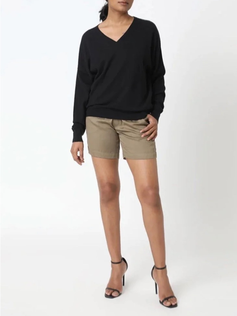 Neu Nomads Aspen V Neck Cotton Cashmere Black Sweater